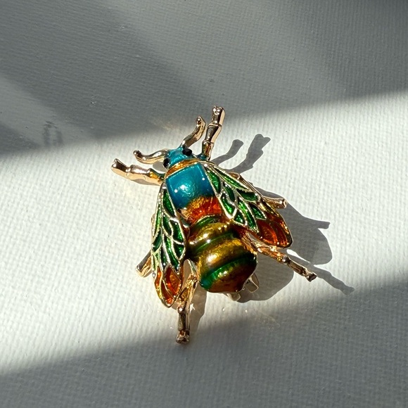 2PCS Colorful Bumblebee Enamel Brooch Pin Set - Picture 8 of 13